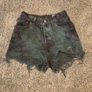 Levi’s Distressed Cutoff High Waist Shorts